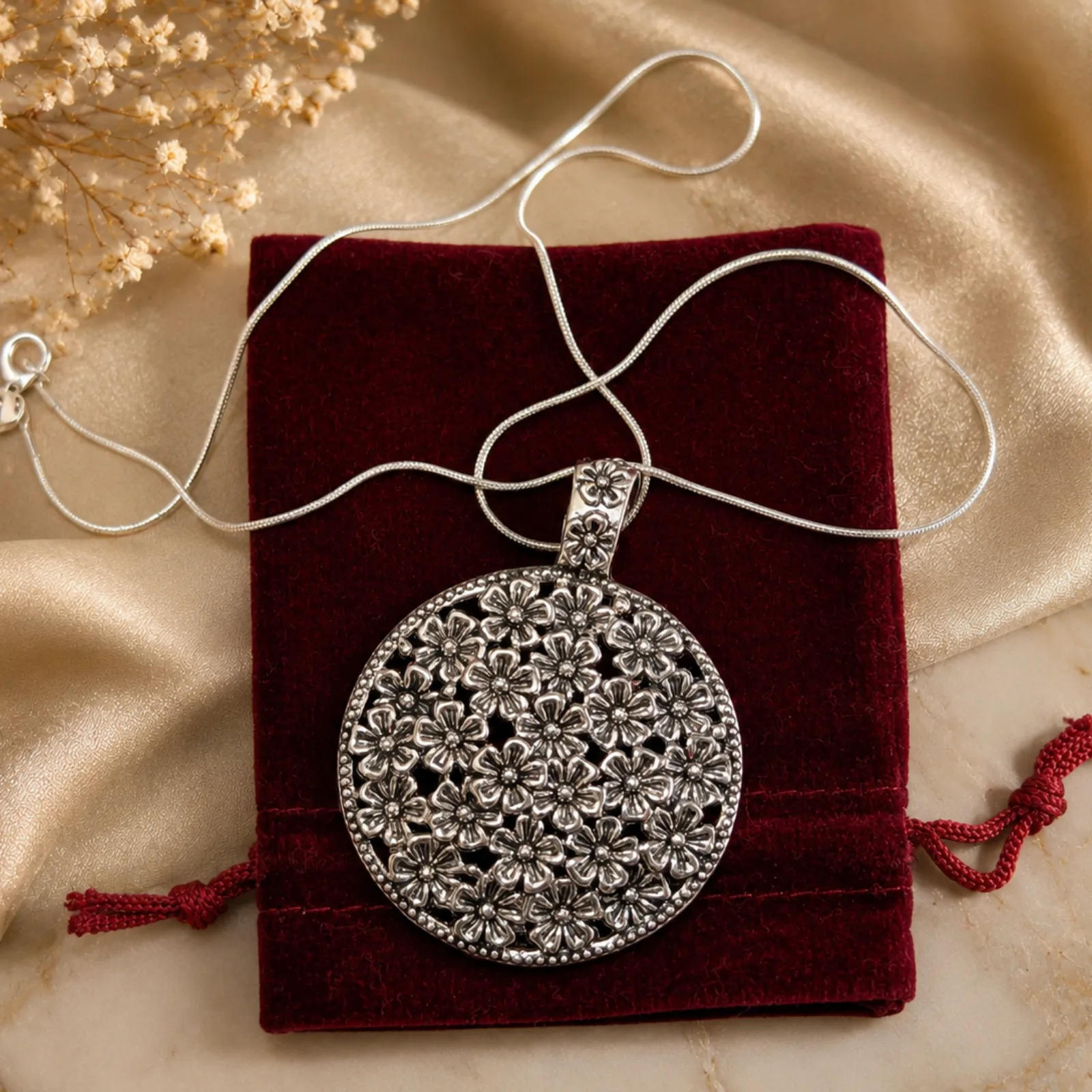 Floral Pendant Necklace